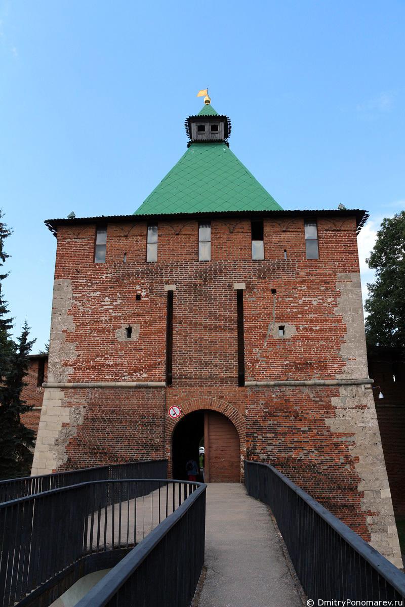 Никольская башня Нижегородского кремля