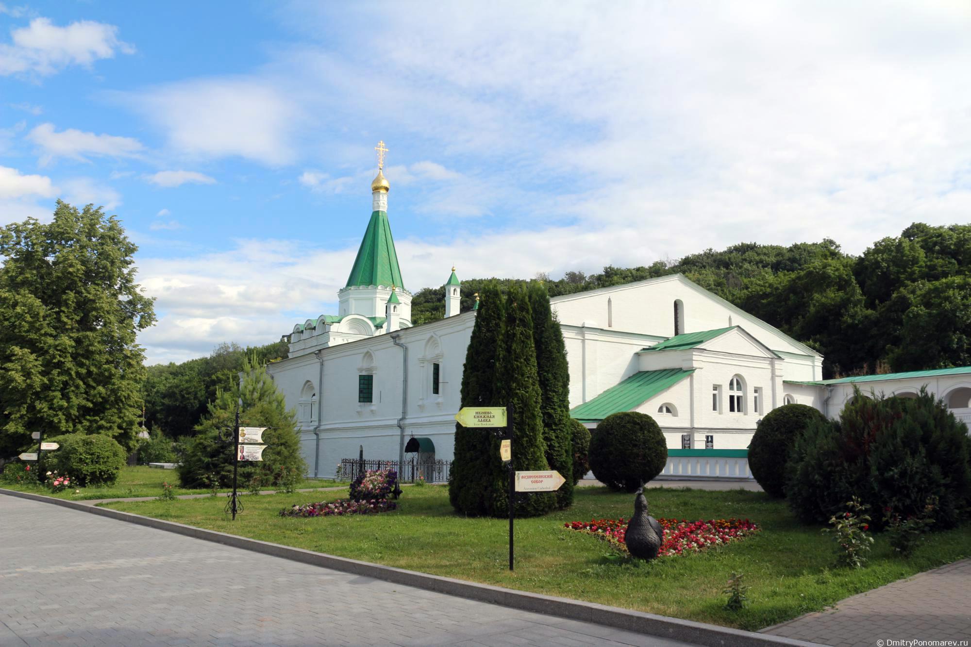 Печерский Вознесенский монастырь