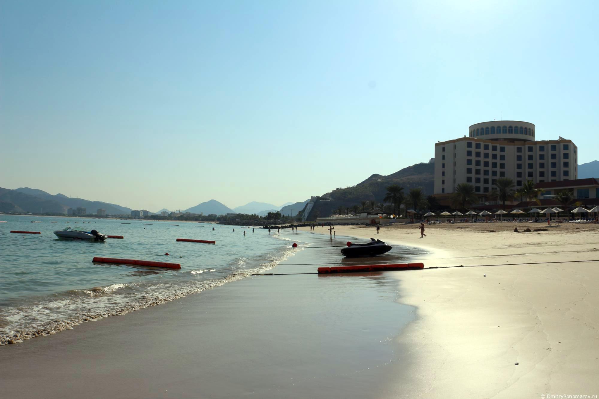 Пляж Oceanic Khorfakkan Resort